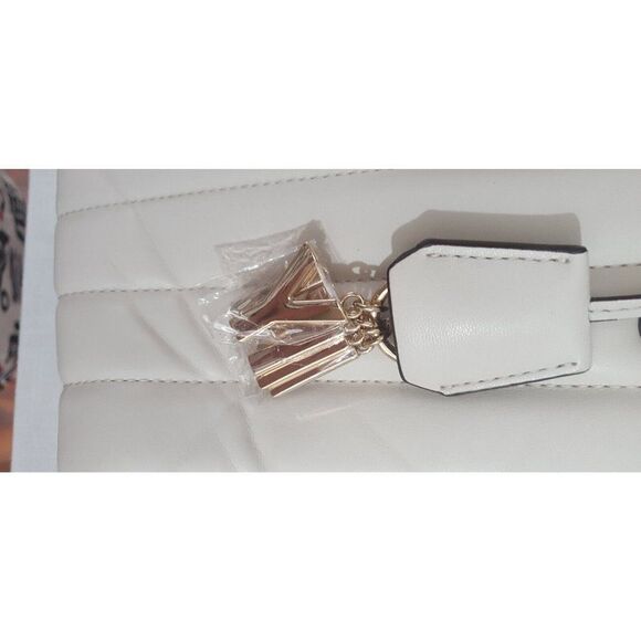 DKNY Lexington Women's Tote - Picture 12 of 13